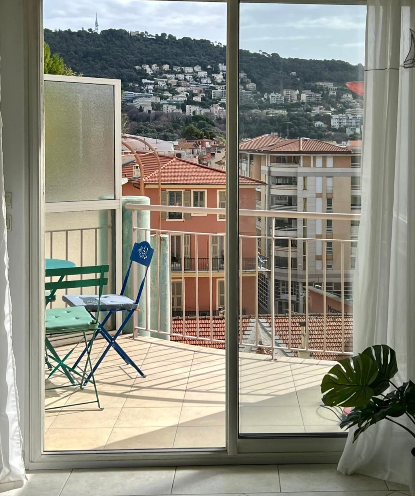 Risso - One Bedroom With Pool, Newly Renovated In Spring 2024 Nizza Esterno foto