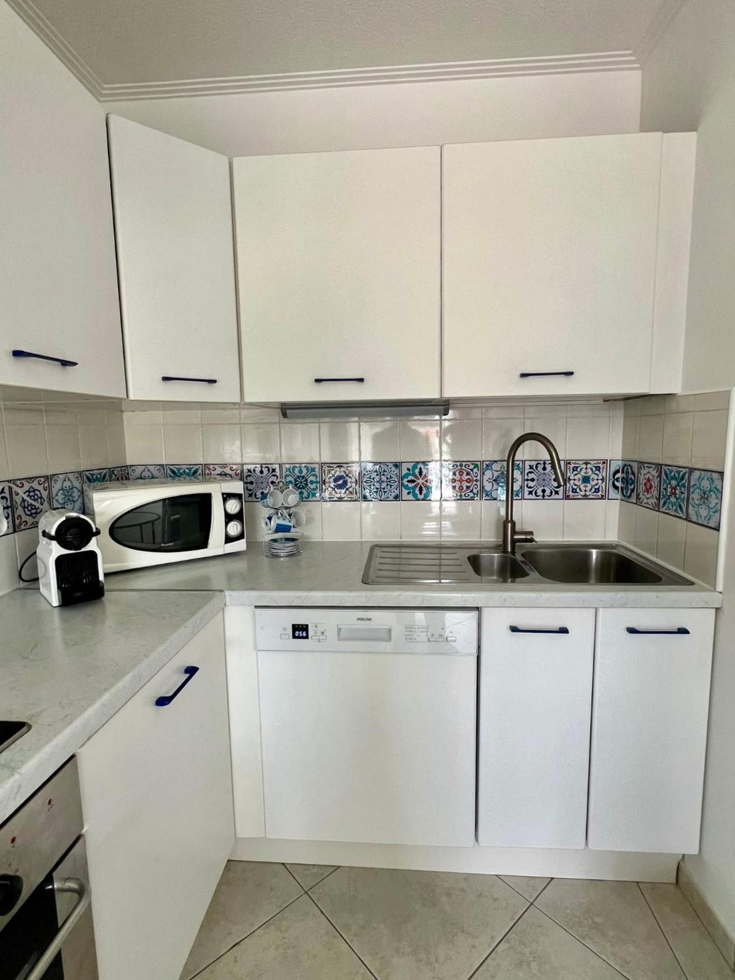 Risso - One Bedroom With Pool, Newly Renovated In Spring 2024 Nizza Esterno foto