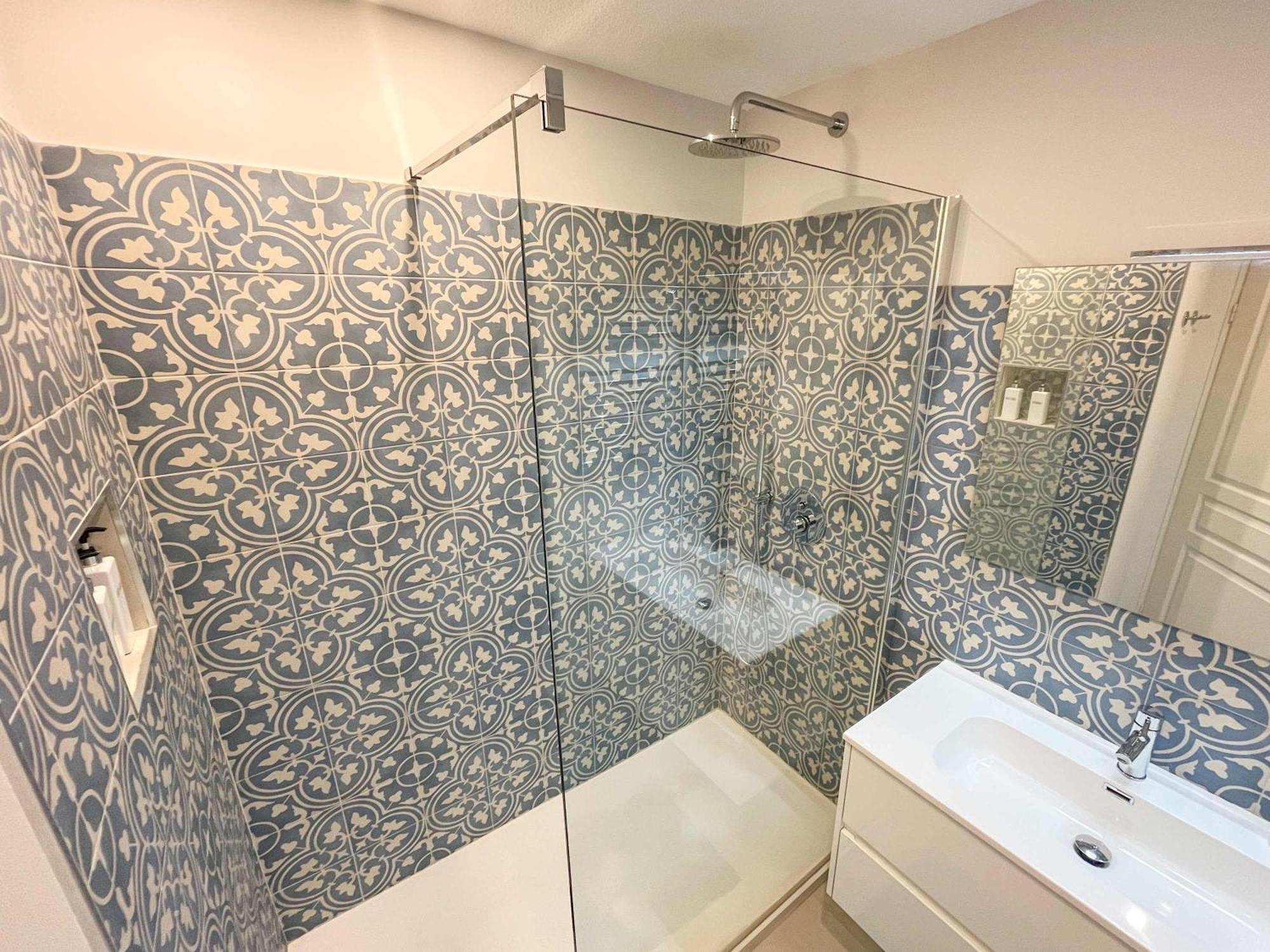 Risso - One Bedroom With Pool, Newly Renovated In Spring 2024 Nizza Esterno foto